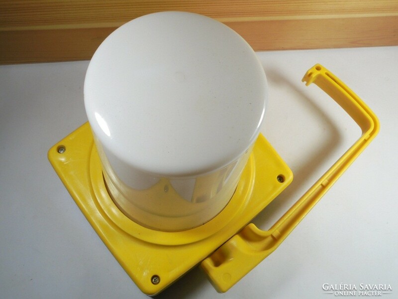 Old retro hanging axis lamp-epos pvi made in Hungary type epv-l1- 12 v dc max:7w
