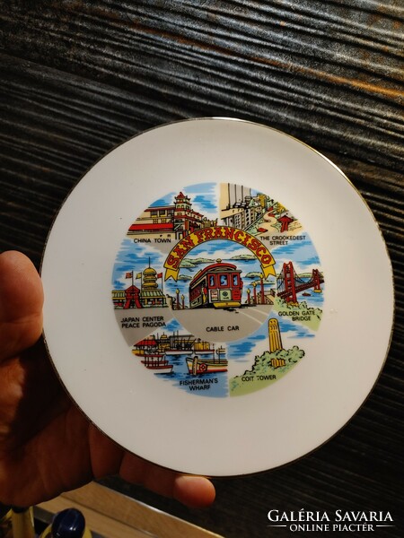 Souvenir plate with map of San Francisco