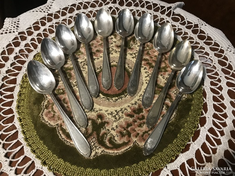 10 silver-plated, marked, antique, Chippendale, approx. 100-year-old, shiny teaspoons, in beautiful condition