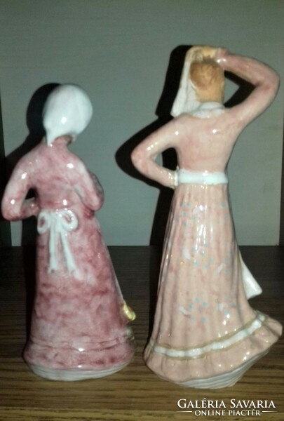 2 matching butcher gauze figures in a rarer color - in good condition, marked