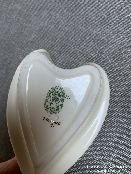 Zsolnay porcelain heart-shaped bowl