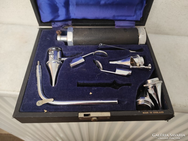 Antik doktor orvosi fül orr gégészet vizsgáló készlet szerszám dobozában 716 6516