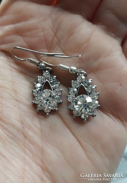 A pair of drop-shaped earrings