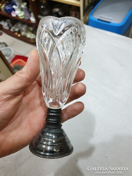 Ezüst talpas kristály váza 