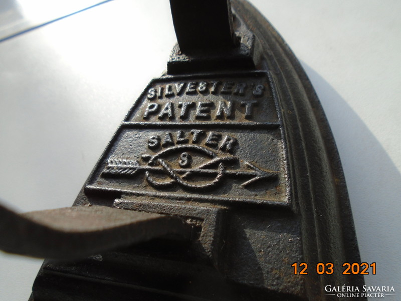 19.sz SALTER Viktoriánus SILVESTER'S PATENT angol szabadalmazott öntöttvas vasaló  1,6 kg