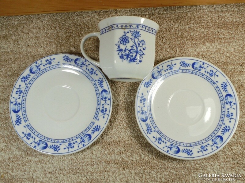 Retro marked aml royal porcelain onion pattern coffee tea tea coffee set - 1 cup 2 small plates