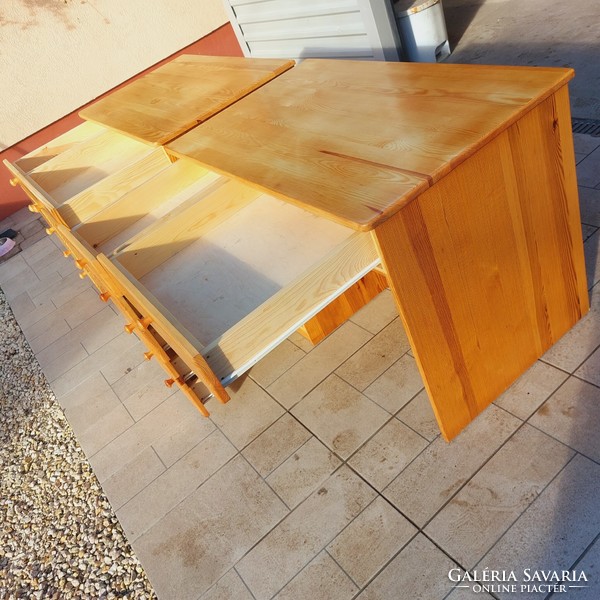 Sziged pine desk for sale in good condition. (There is 1 piece of it)