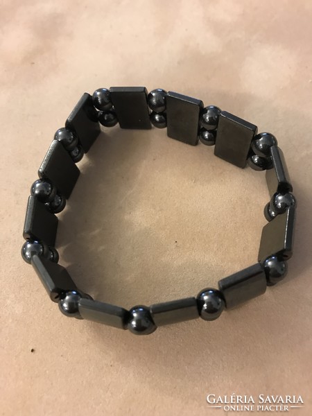 New! Hematite bracelet! Size: 20 cm, but it's rubber so it's also good for larger wrists!