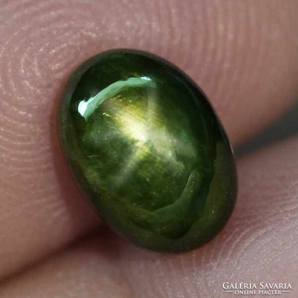 Rarity! 4.06 Ct. Unheated natural green star sapphire, oval cabochon