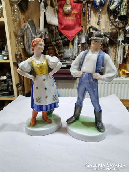 2 Old Herend porcelain figurines