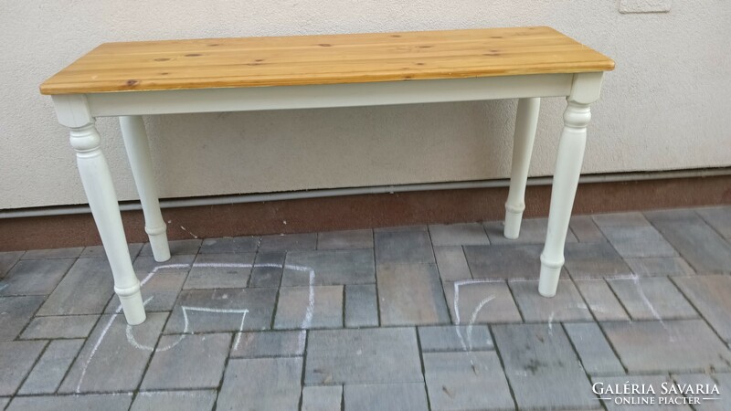 Vintage white pewter coffee table in the condition shown in the pictures. Negotiable!
