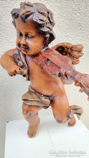 Vintage angel in good condition. Negotiable.
