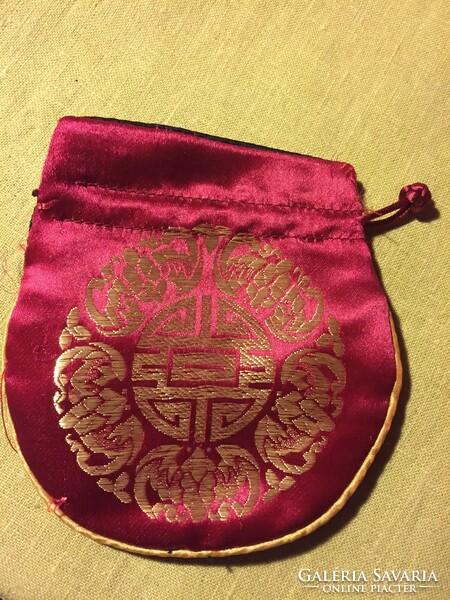 Gold-decorated silk jewelry holder filter (8fkkt)
