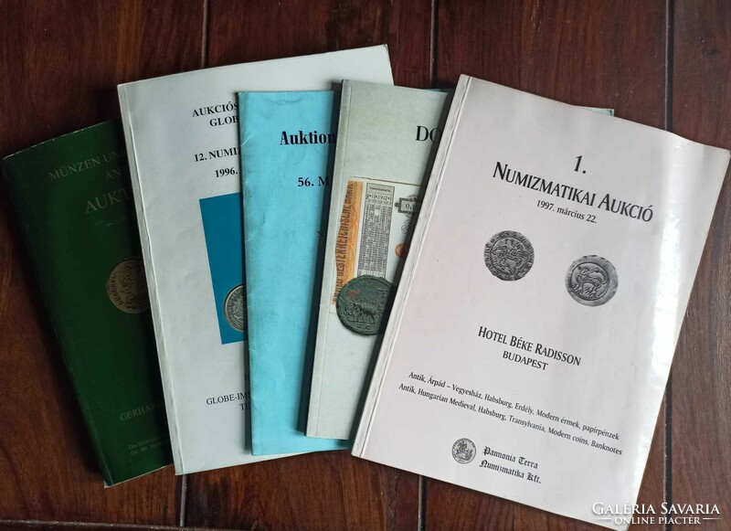 Five numismatic auction catalogs (3 foreign + 2 Hungarian). 1996-1999.
