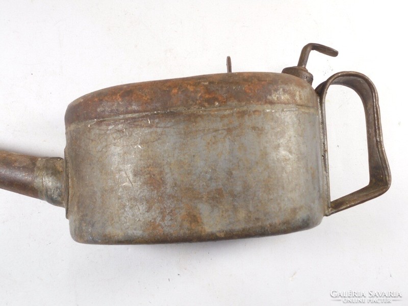 Antik régi bádogos forrasztott horgonyzott fém olajozó olajos kanna - kb. 1920-40-es évekből