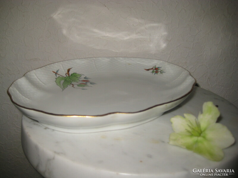 Herend, Hecsedlis, oval bowl 26.5 x 21 cm