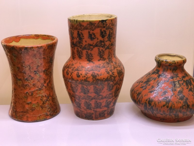 3 ceramic vases