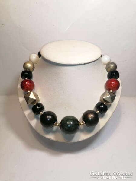 Necklace with various pearls (781)