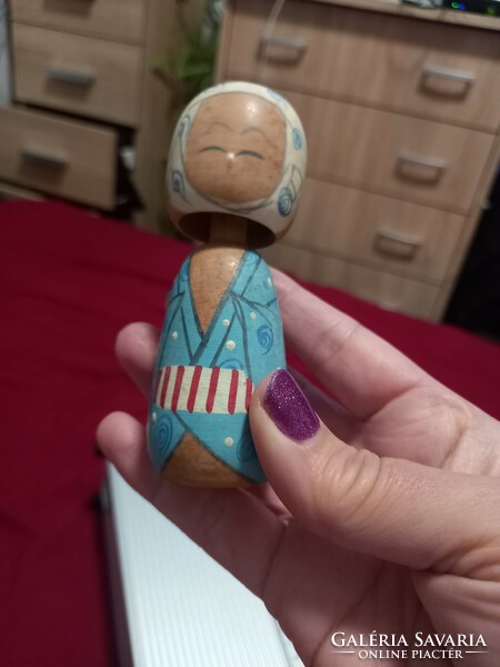 Extremely valuable marked Japanese kokeshi wood doll lady 10 cm!