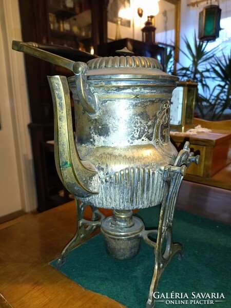 Ritkaság! Gyönyörű, díszes, jelzett, antik viktoriánus, spiritusz égős, réz teás kanna 1911-ből