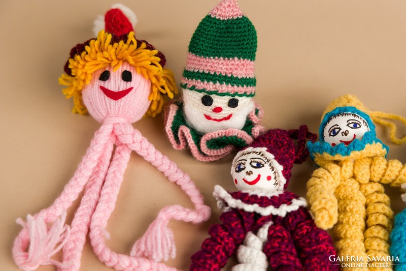 Crocheted toy figures, 7 pcs.