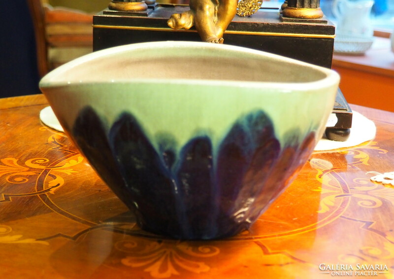 Bod éva ceramic bowl