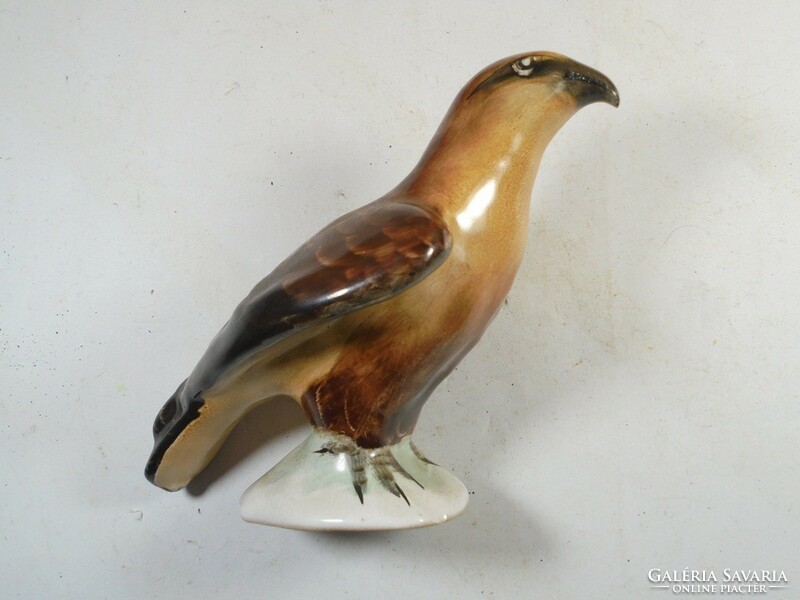 Retro old hand-painted ceramic nipp hawk bird statue figure ornament - circa 1970-80s