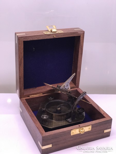 Copper sundial compass in a disbox