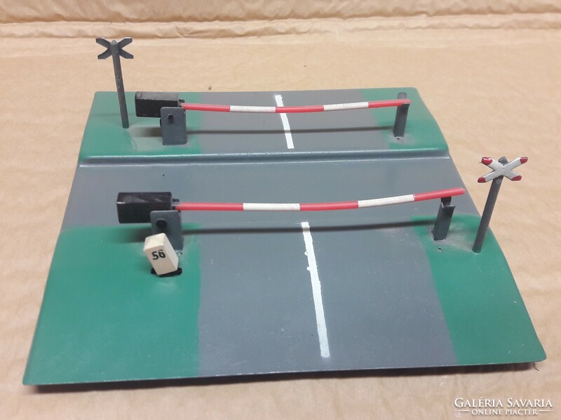 H0,1:87, metal railway barrier, retro toy, field table, electric railway