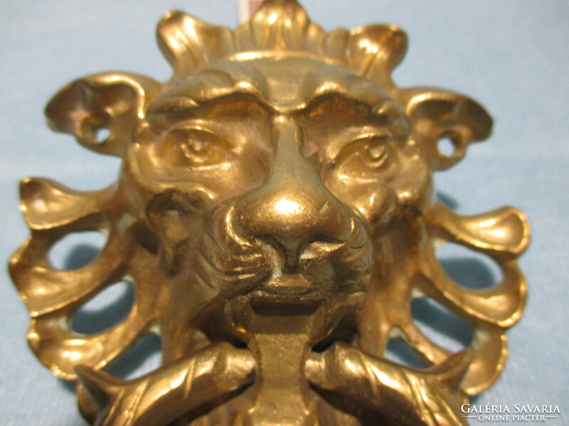 Copper lion head knocker