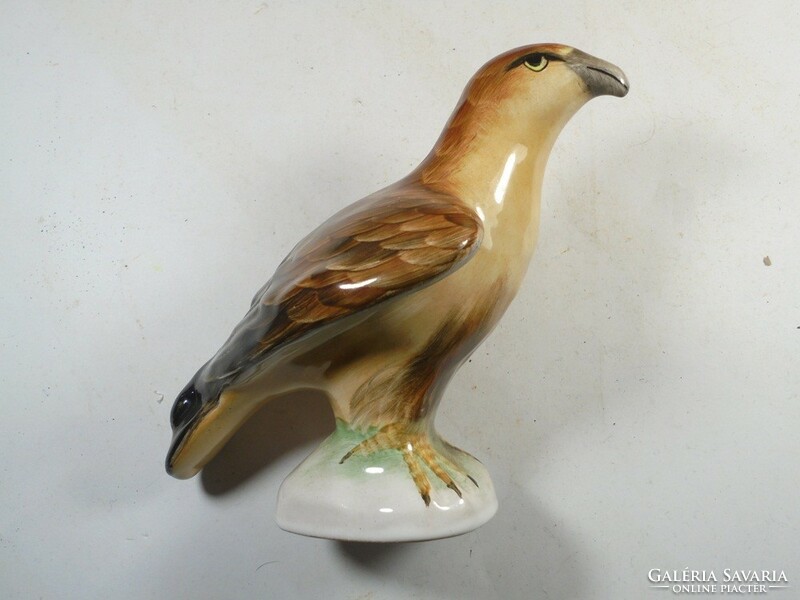 Retro old hand-painted ceramic nipp eagle bird statue figure ornament - circa 1970-80s