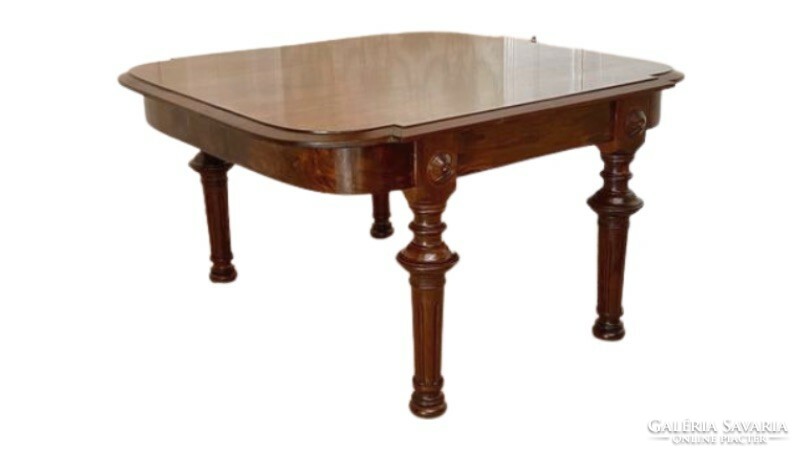 Viennese baroque low table