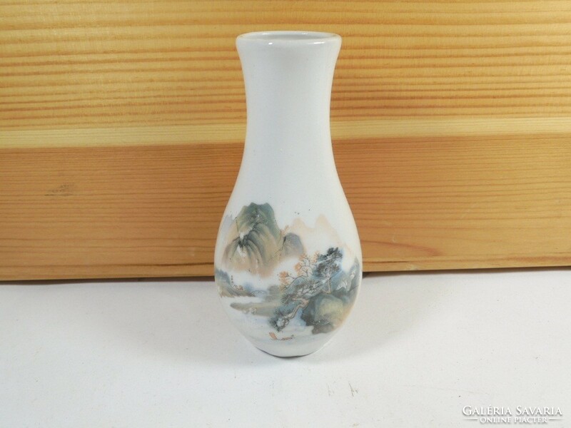 Retro régi festett porcelán váza - 10,5 cm magas