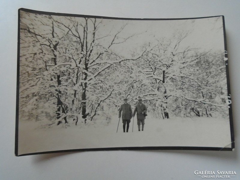 D193006 old photo - csilleberc - winter landscape hikers 1930-40's