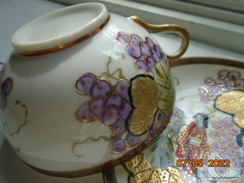Arany zománc Mitikus nagyságú KYOHO szőlő mintával  és életképpel antik japán tojáshéj teás készlet
