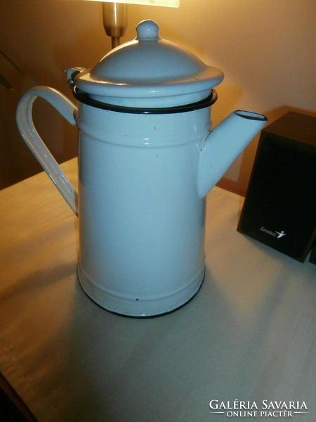 Enameled pouring jug 1.5 Liter