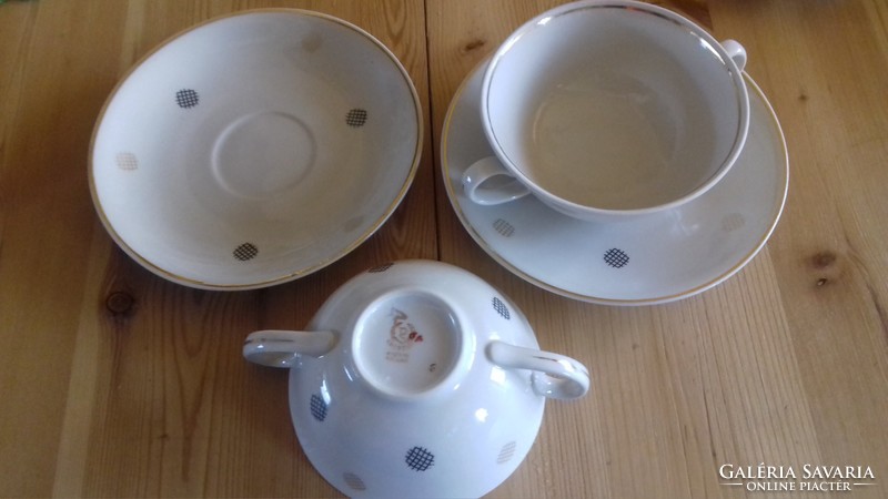 2 individual teas, soup ketfuls cup xx