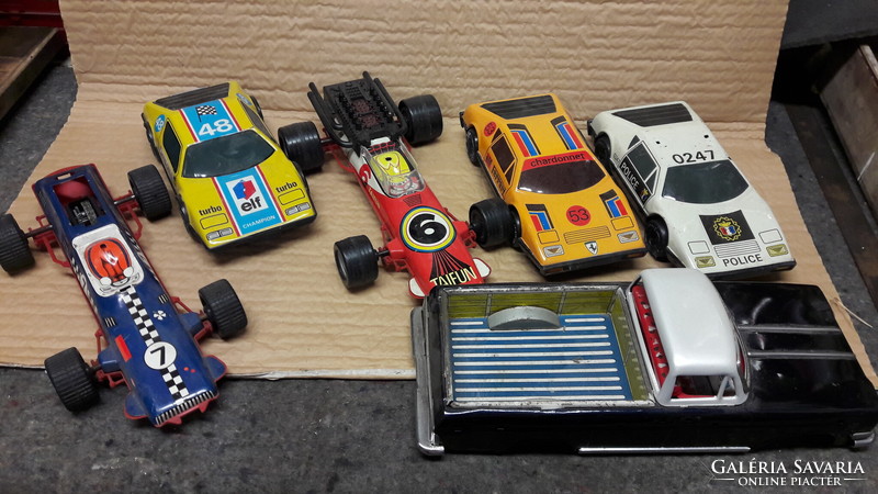 6 Disc cars, retro toy, flywheel in one, police, pickup, record goods factory?