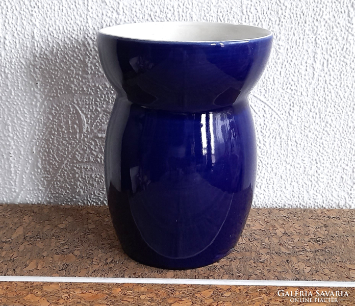 Retro Kispest granite vase