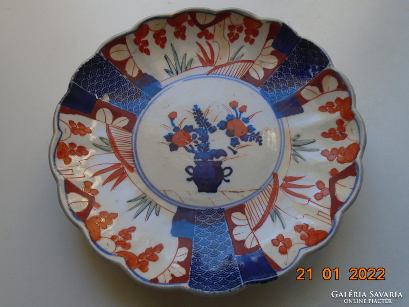 19th C. Japanese hand-painted ornamental bowl