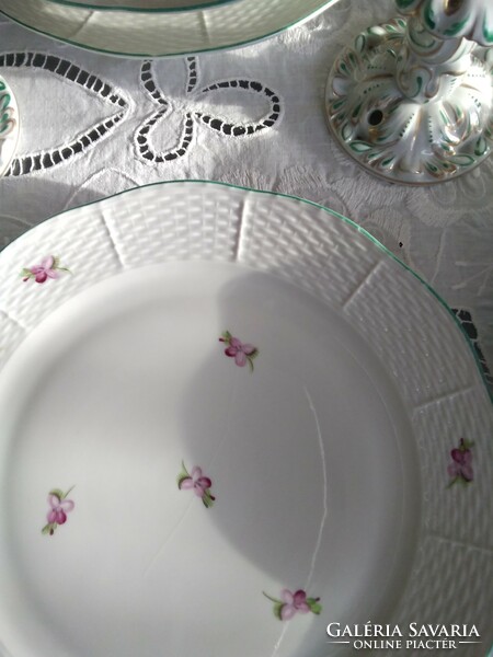 Herend set with a rare pattern with a green border, basket-weave edge from the wartime!