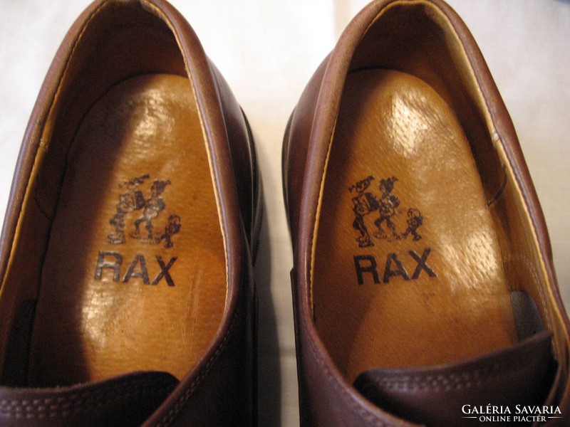 Egyszerű, de elegáns RAX kiránduló, sétáló cipő 43