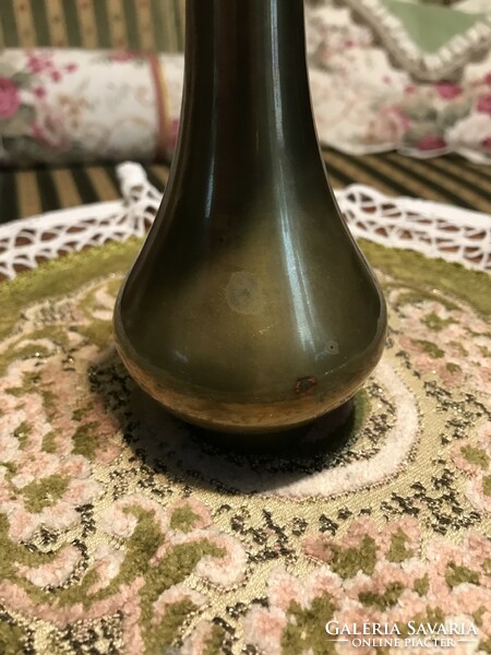 Small brass vase with ruffled edges, elegant, slim design