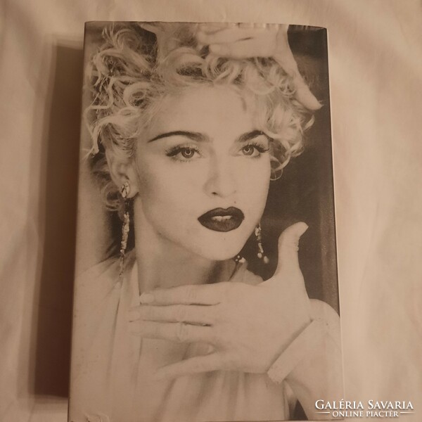 J. Randy Taraborrelli: Madonna's Secret Story Hungarian Book Club 2002