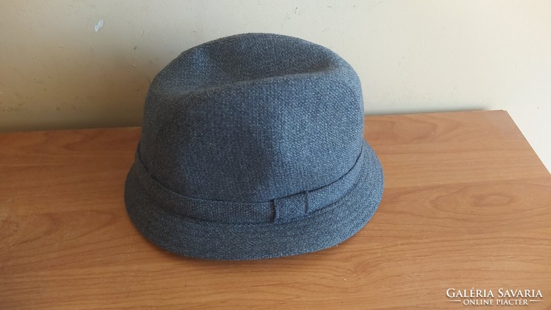 (K) Retro kalap