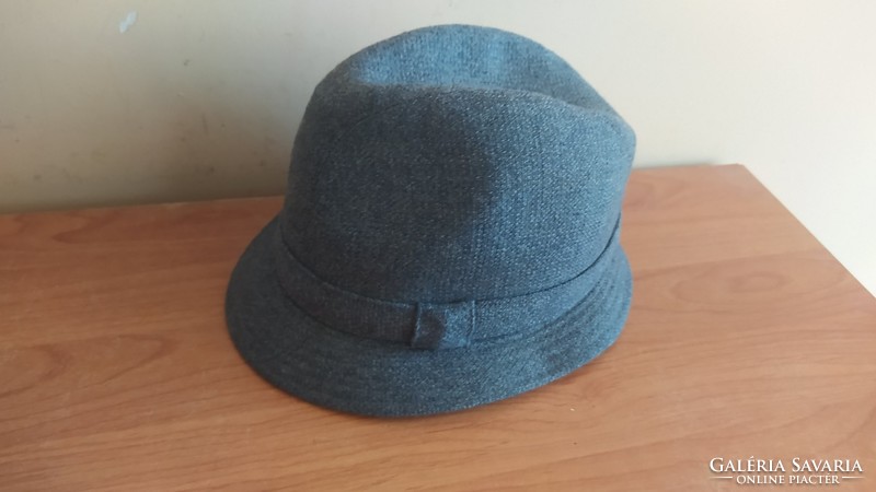(K) retro hat