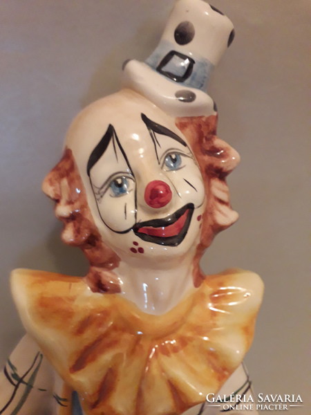 Large porcelain circus clown, probably capodimonte statue, unmarked 40 cm half price