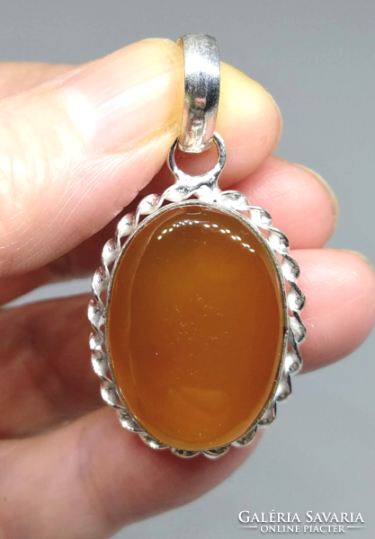 Yellow agate mineral stone pendant, marked 925 in silver-plated socket 44