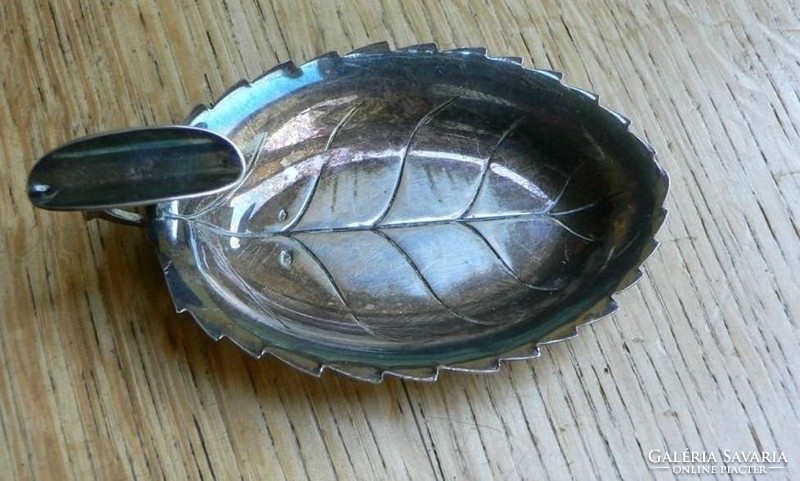 Leaf shaped silver hand cigarette ashtray