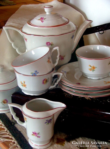 Zsolnay tea set with 3 cups and saucer